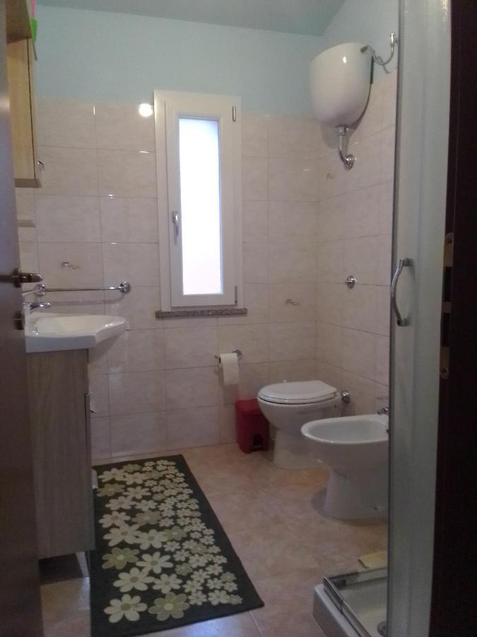 Casa Vacanze Santa Caterina Di Pittinuri  Eksteriør billede